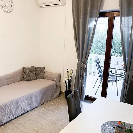 T&t Apartment *