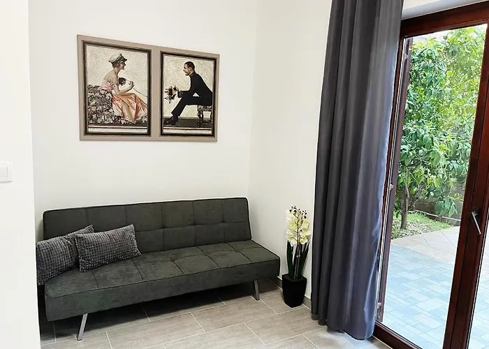 T&t Apartment